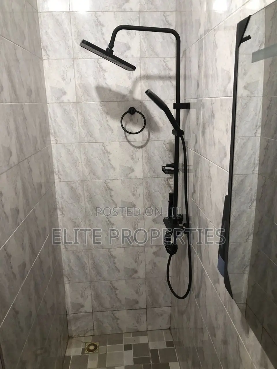1bdrm Apartment in Opps West China Mall, Dawhenya for rent