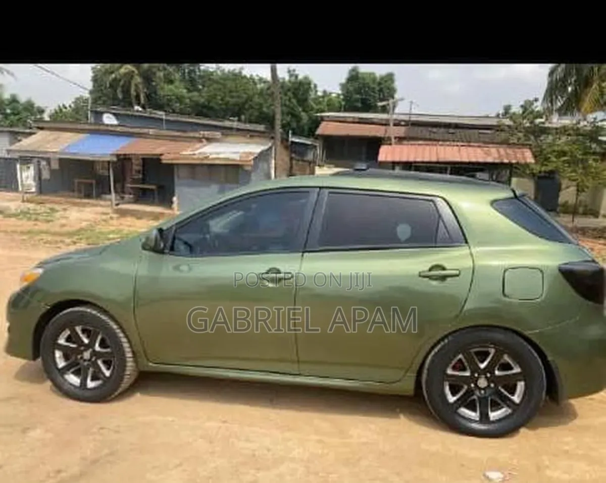 Toyota Matrix 2009 Green