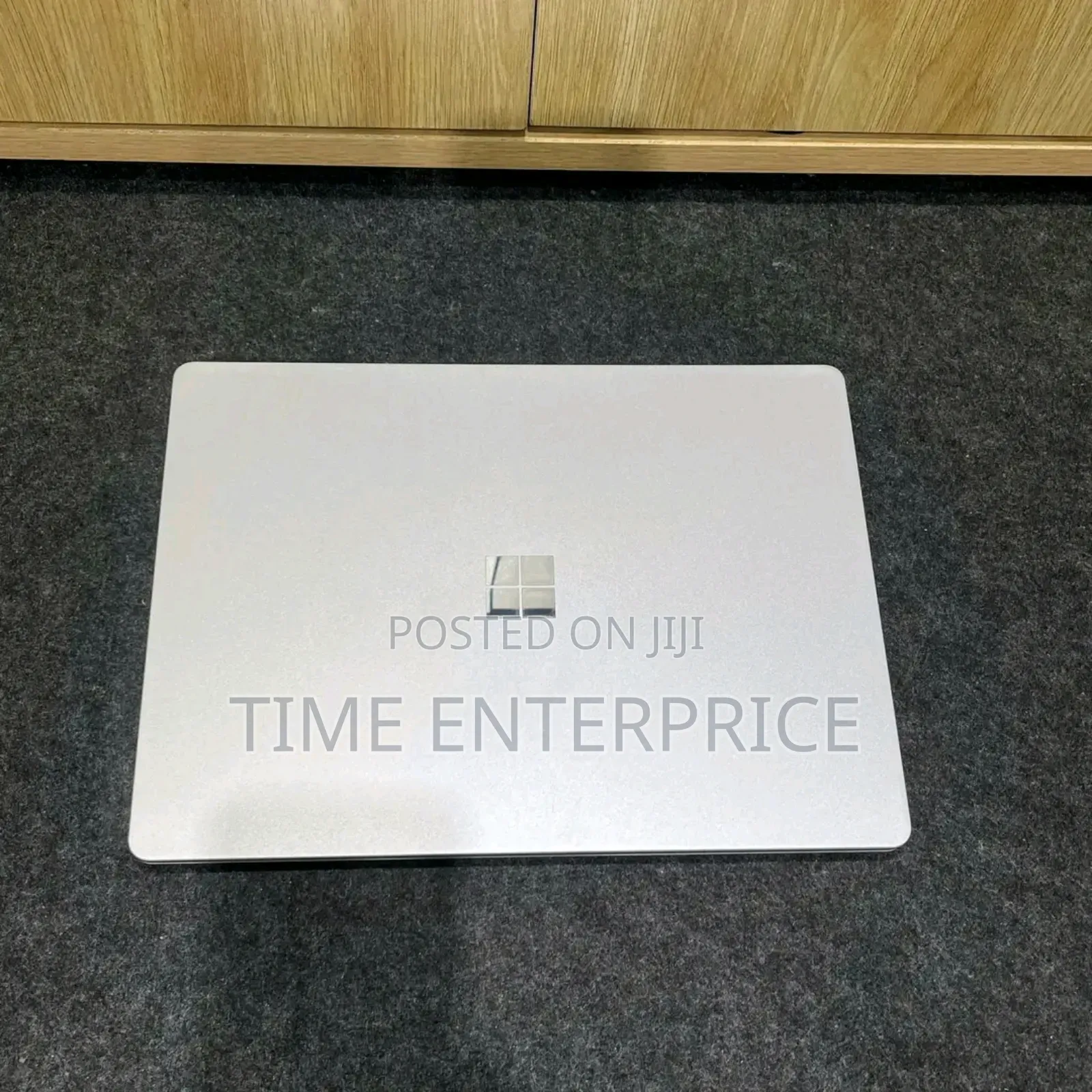 Laptop Microsoft Surface Laptop 8GB Intel Core i5 SSD 256GB