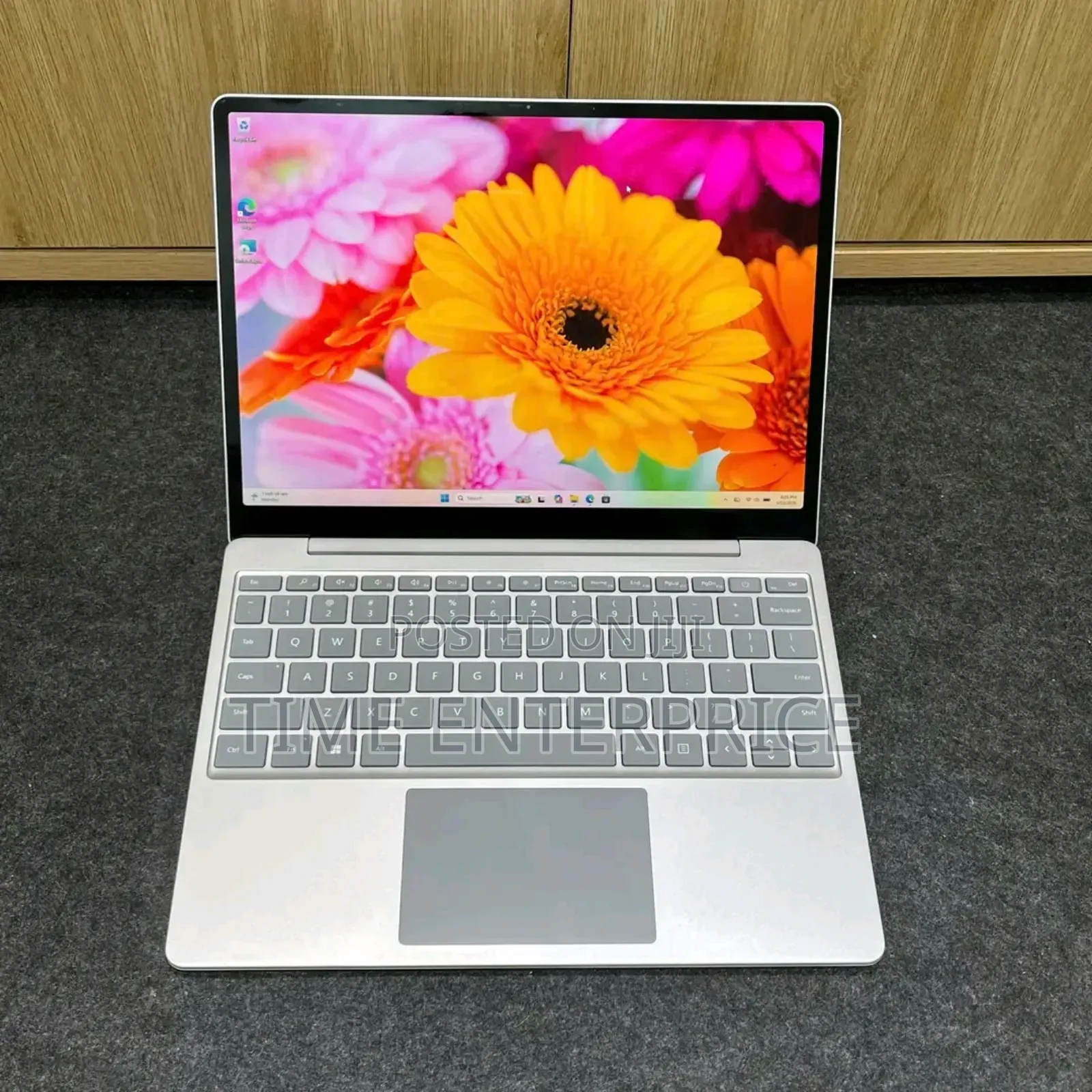 Laptop Microsoft Surface Laptop 8GB Intel Core i5 SSD 256GB