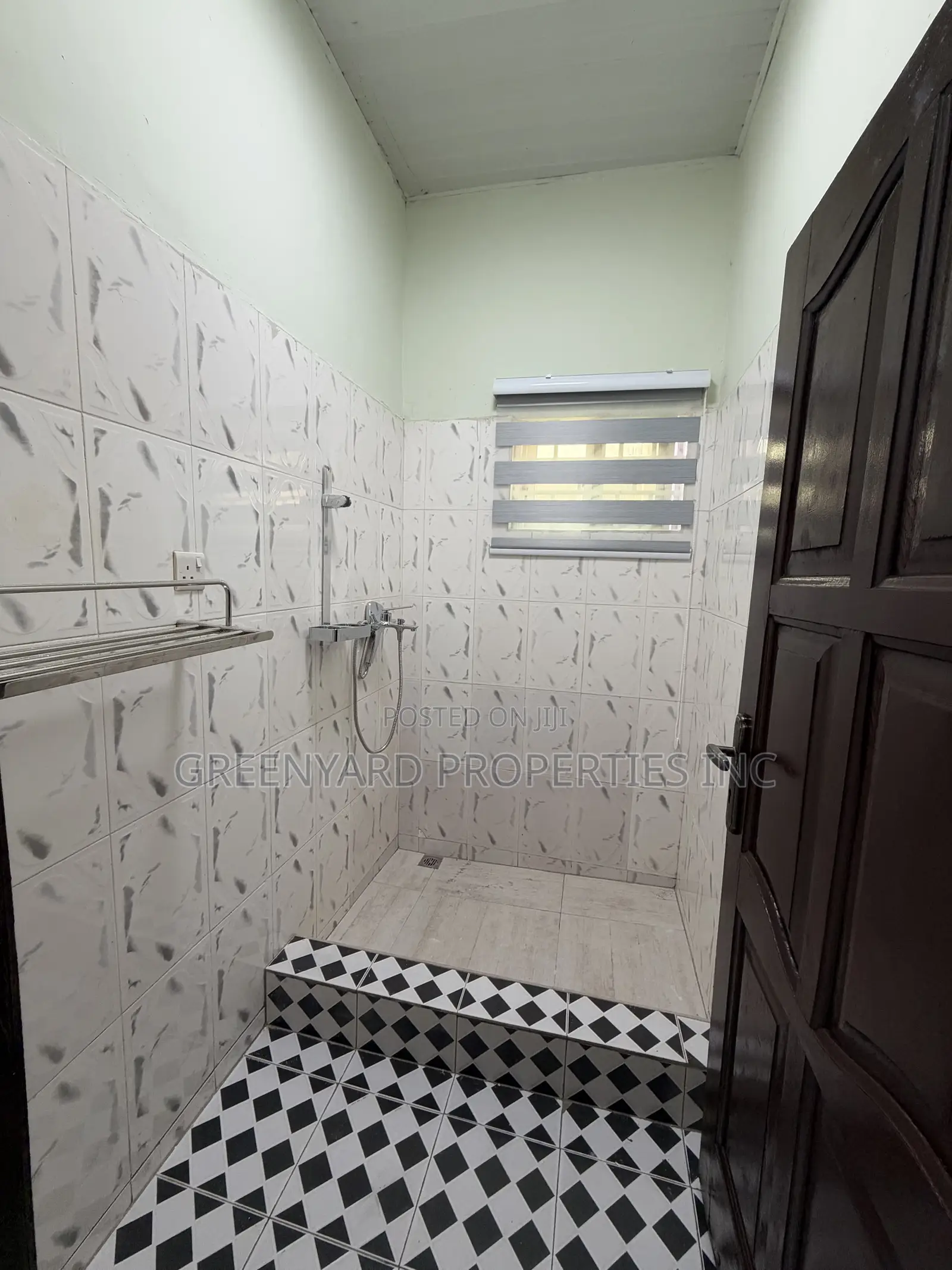 2bdrm House in Mempasem, East Legon for rent