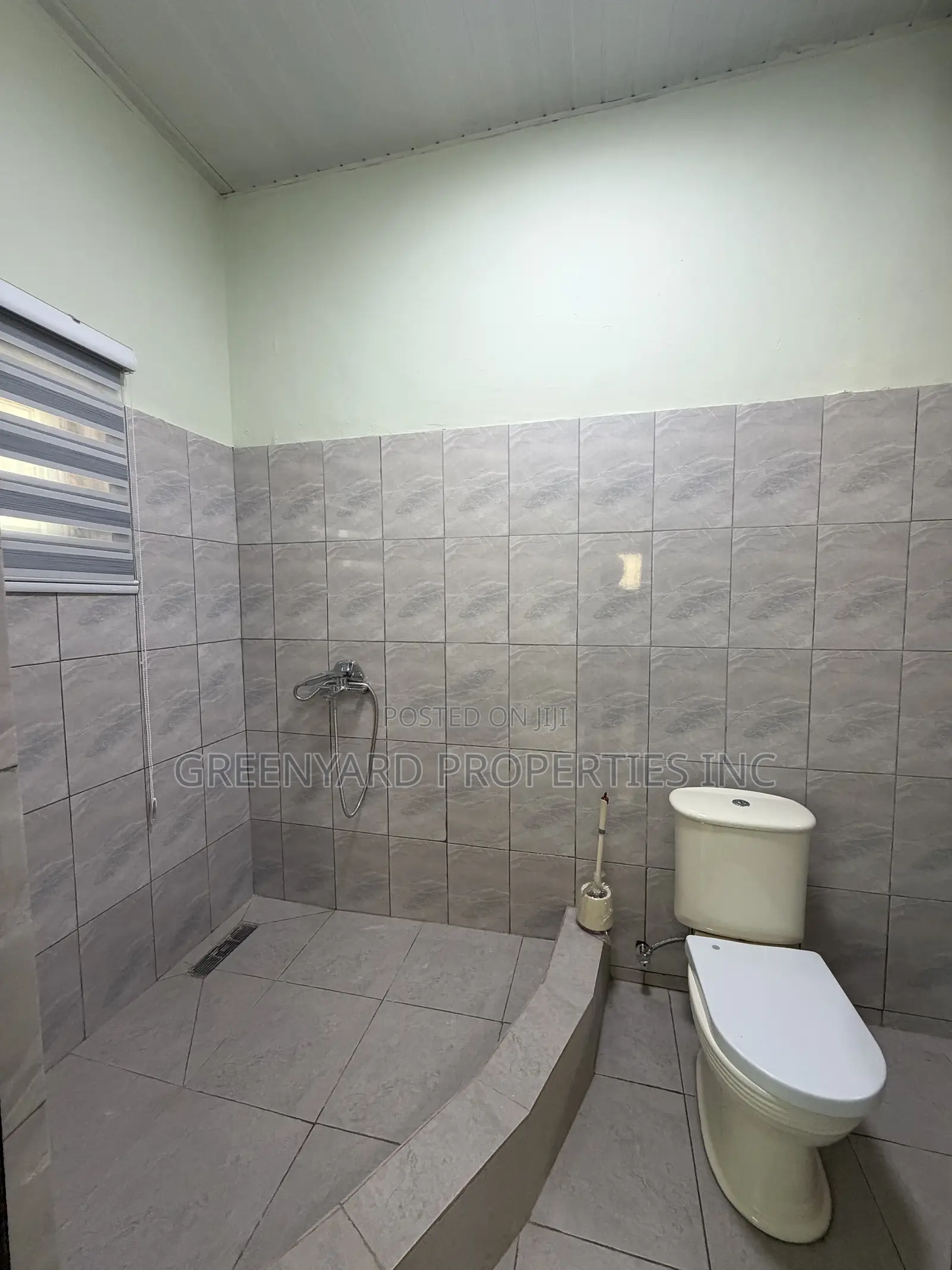 2bdrm House in Mempasem, East Legon for rent