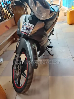 Yamaha 2025 Black