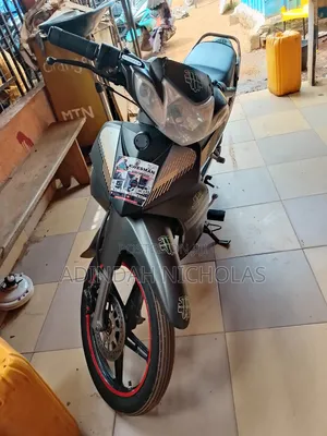 Yamaha 2025 Black