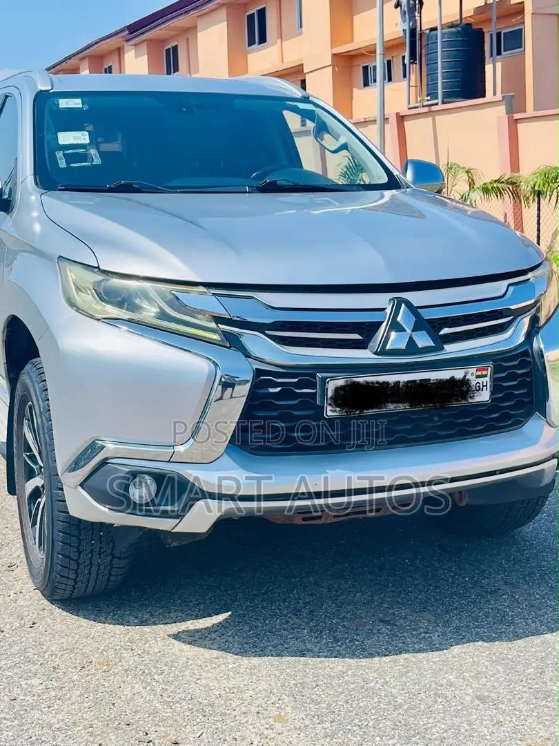 Mitsubishi Pajero Sport GLX 2016 Silver