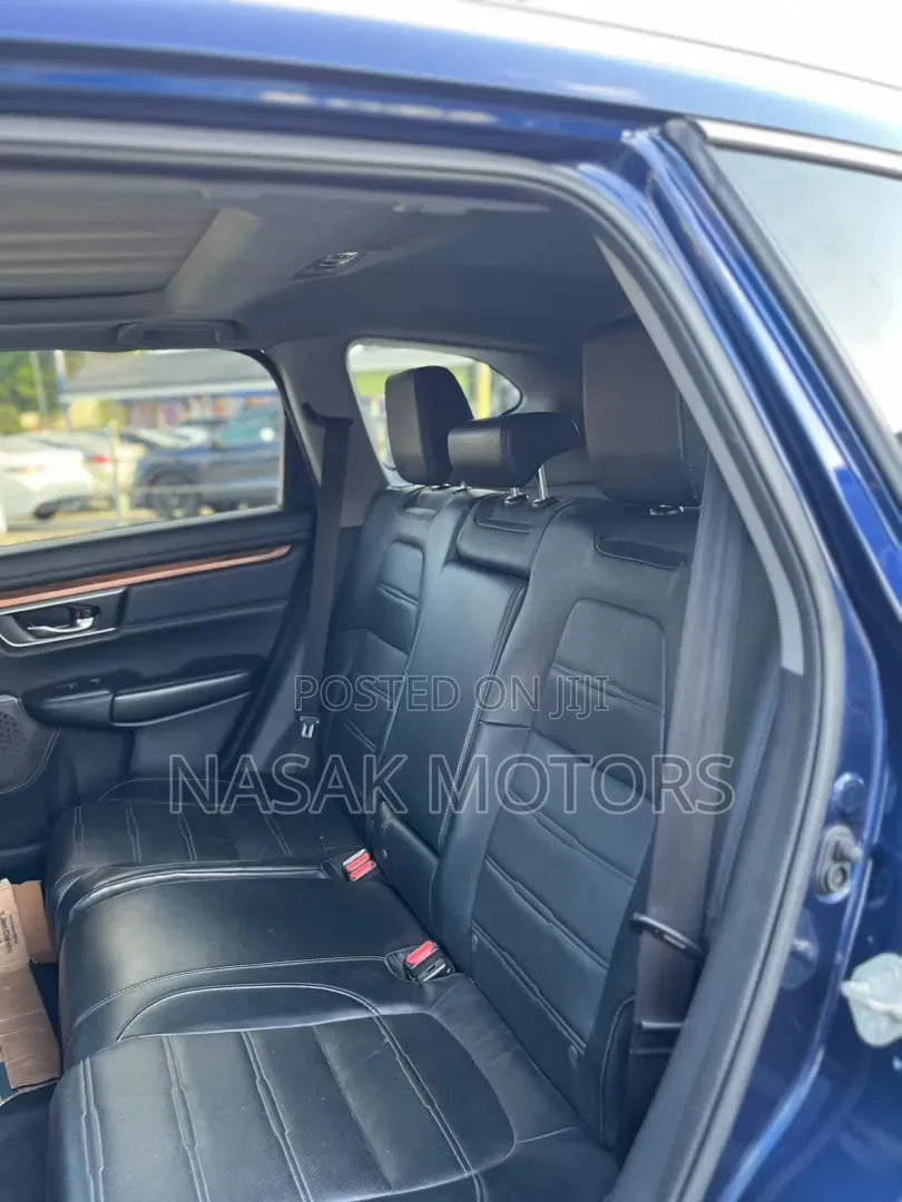 Honda CR-V Touring AWD 2019 Blue