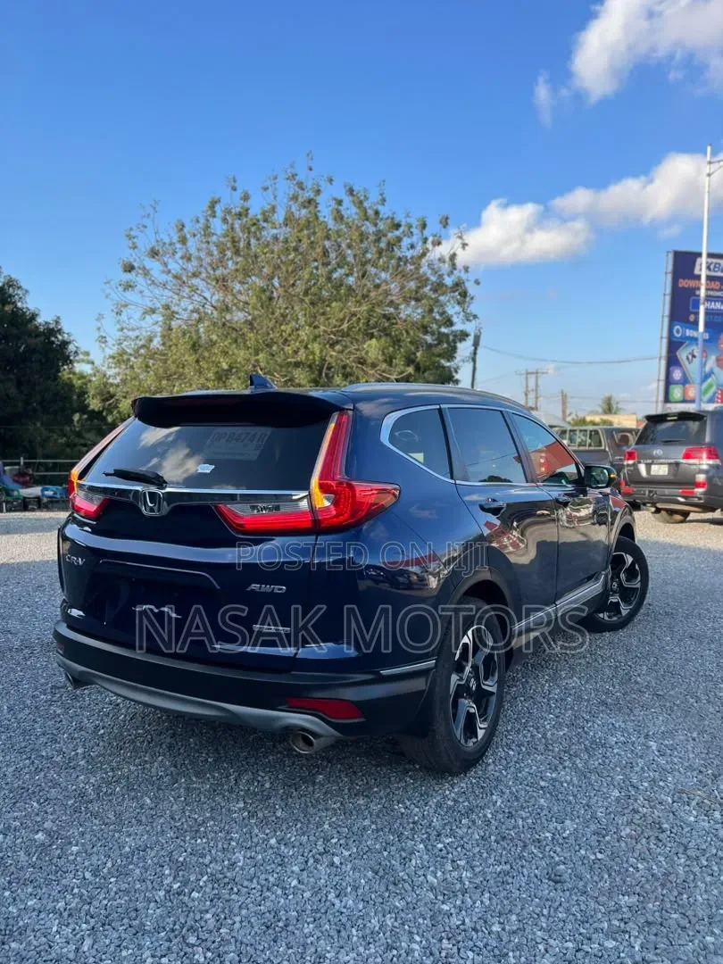 Honda CR-V Touring AWD 2019 Blue