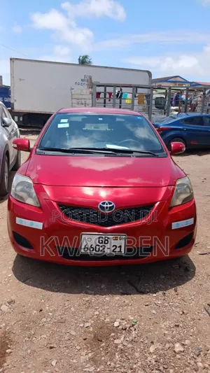 Toyota Belta 2010 Red