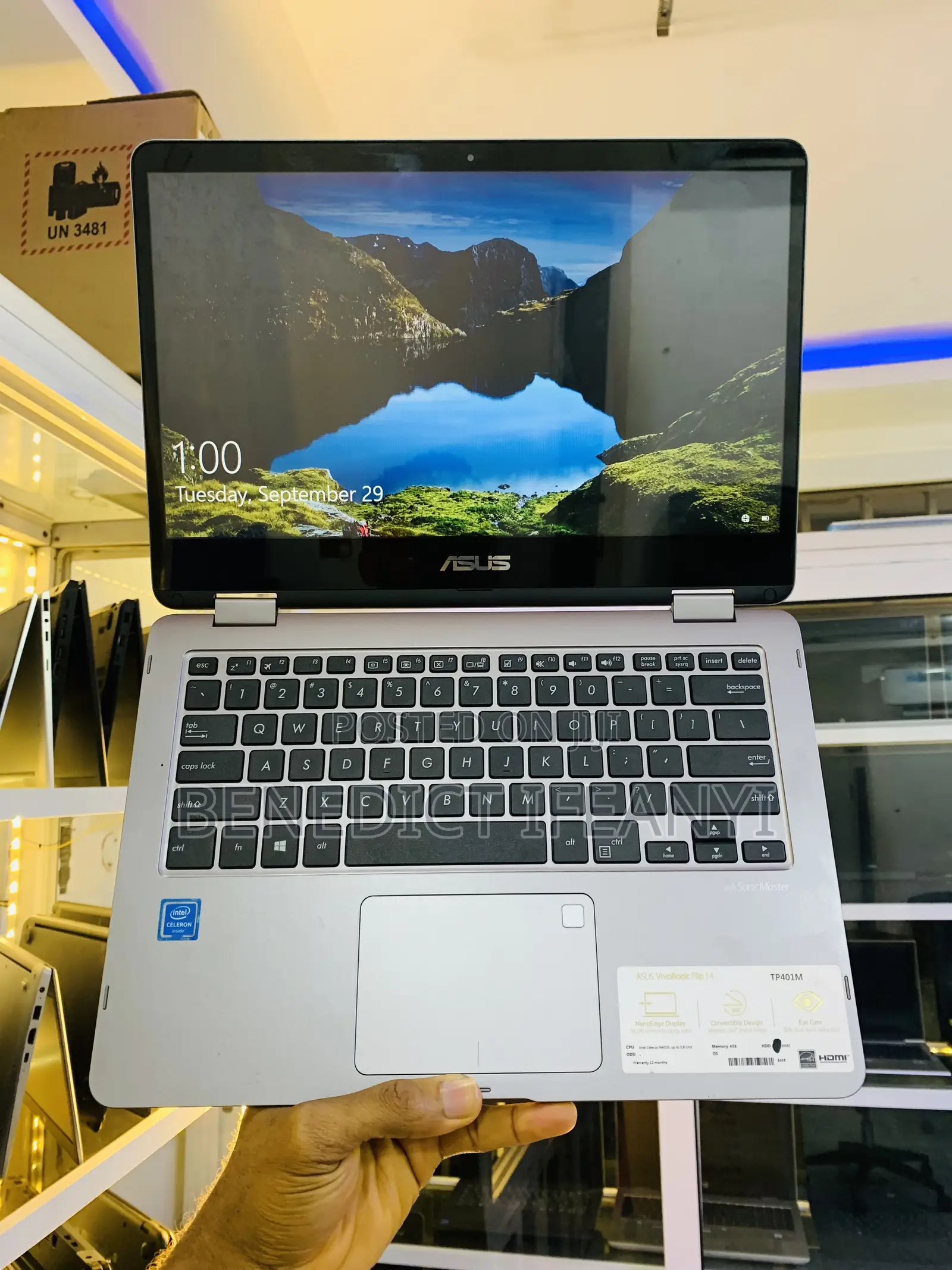 Laptop Asus VivoBook Flip 14 TP401NA 4GB Intel SSD 256GB
