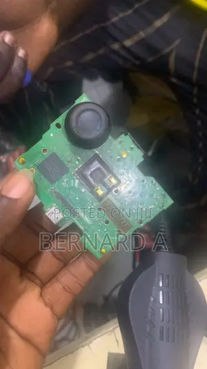 Repair Your Ps,3,4,5 Xbox Pad Here