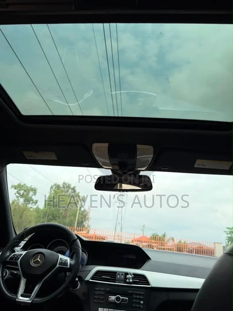 Mercedes-Benz C250 2014 Black