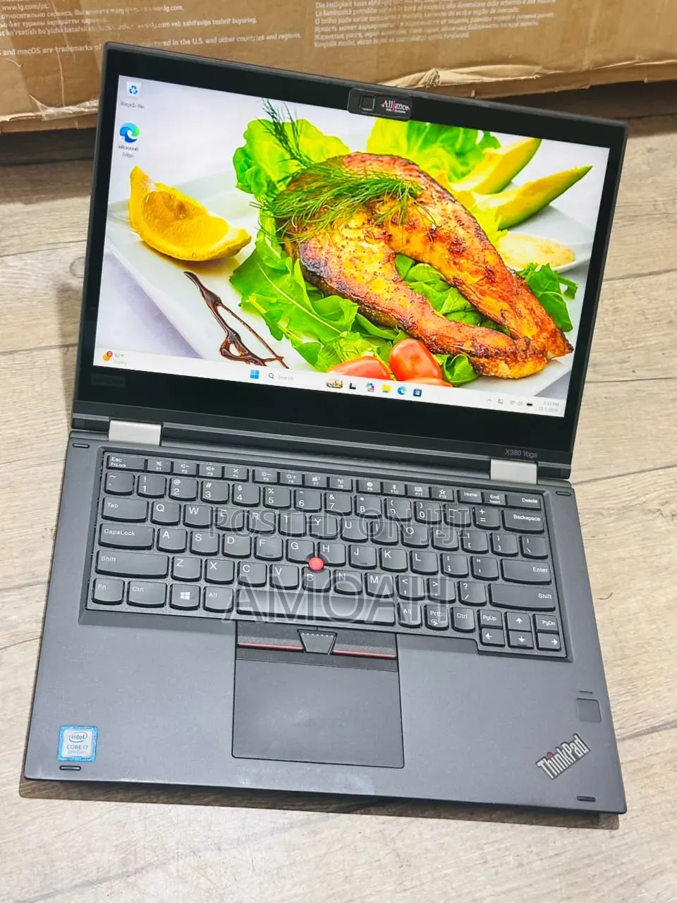 Laptop Lenovo ThinkPad X380 Yoga 16GB Intel Core i7 SSD 512GB