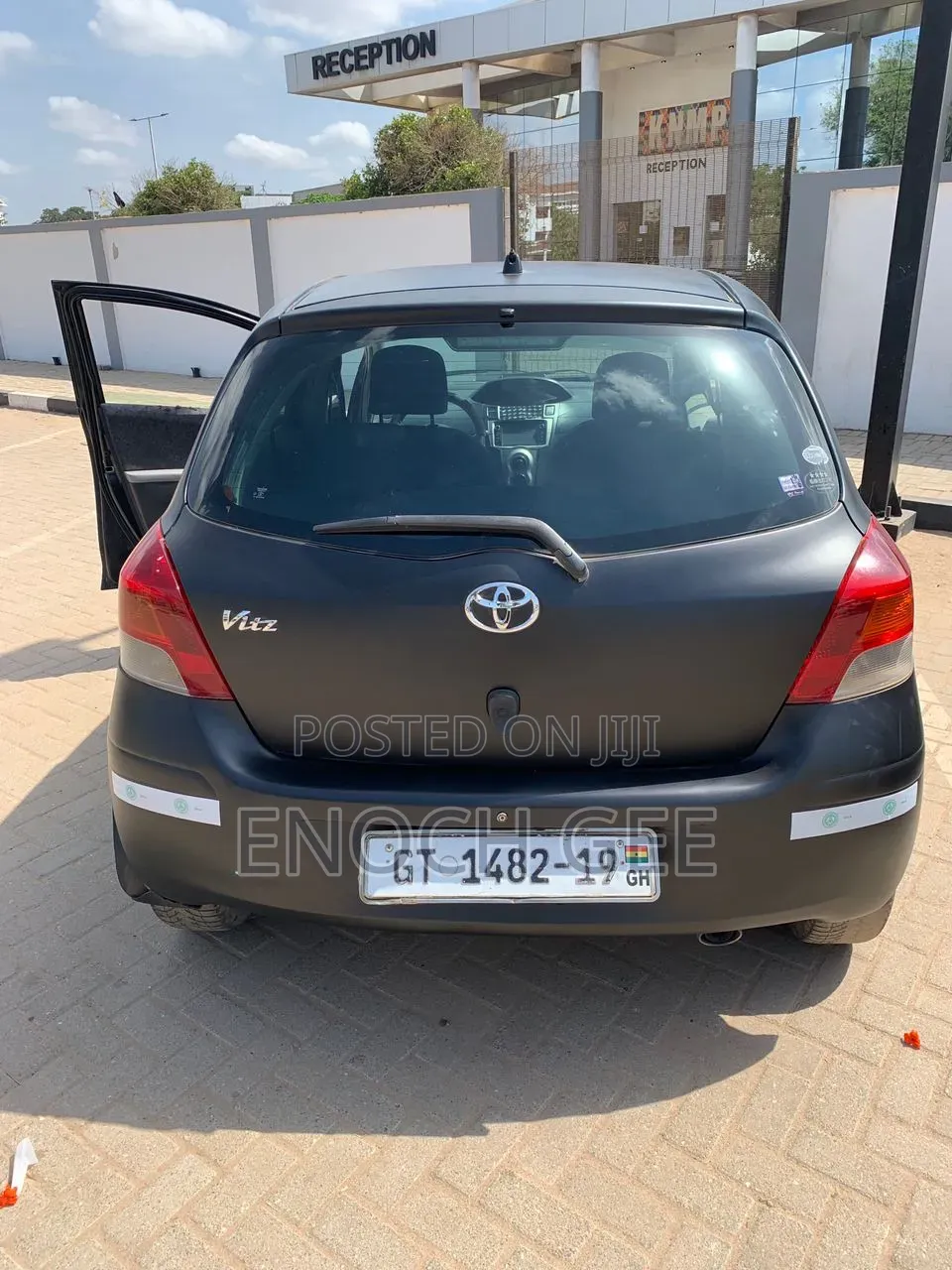 Toyota Vitz 2012 Black
