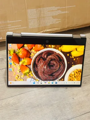 Laptop HP Pavilion 14 x360 2-in-1 8GB Intel Core i3 SSD 256GB
