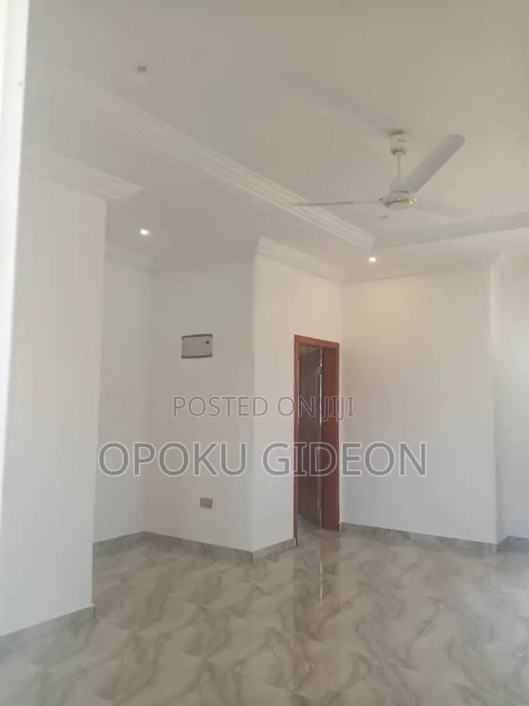 2bdrm House in Canada, Olebu for sale