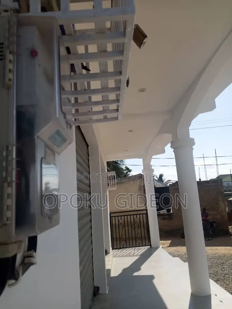 2bdrm House in Canada, Olebu for sale
