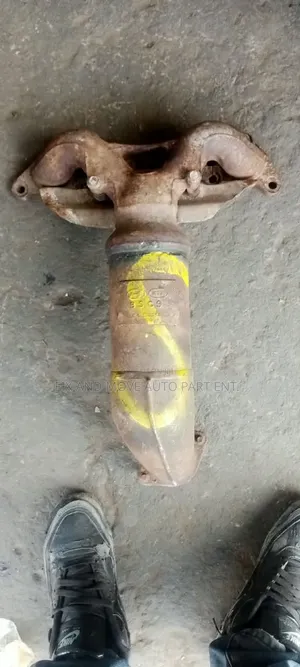 Toyota Yaris/Vitz 4 Plugs Home Used Catalytic Converter