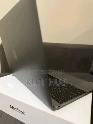 New Laptop Apple MacBook 2017 8GB Intel Core M SSD 256GB