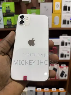Apple iPhone 11 64 GB White