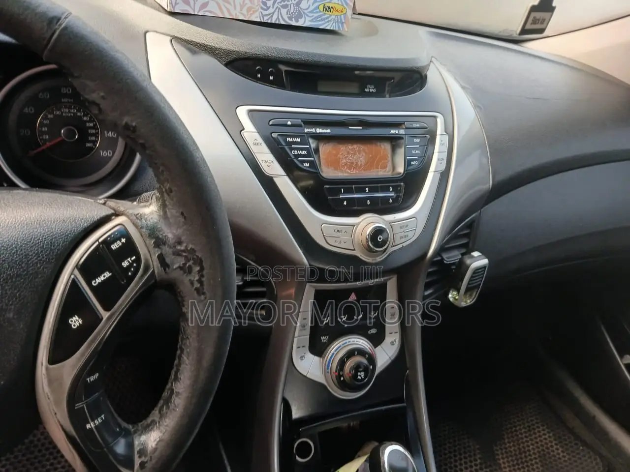 Hyundai Elantra Limited Sedan FWD (1.8L 4cyl 6A) 2013
