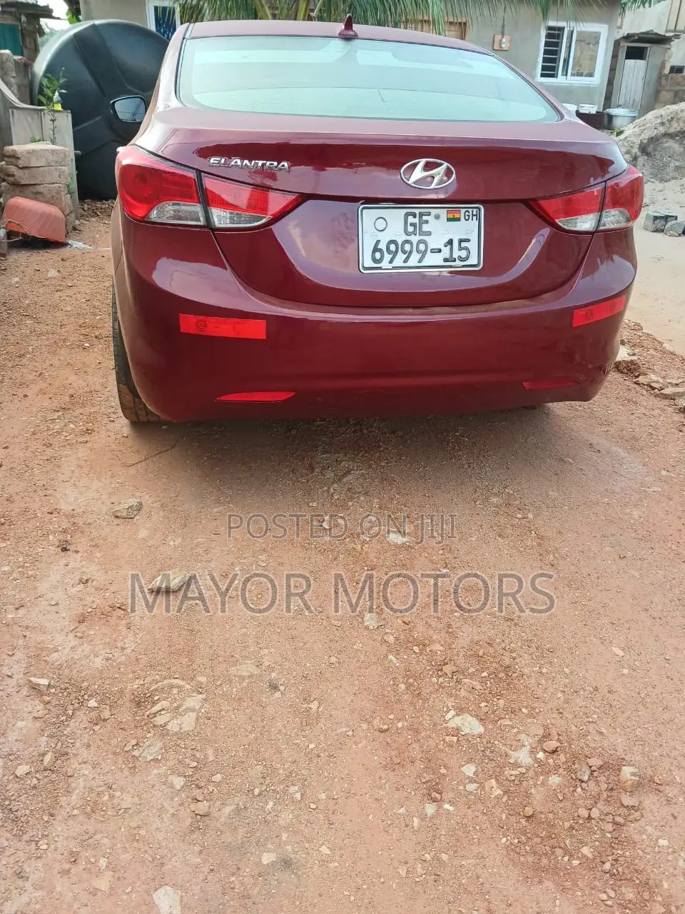Hyundai Elantra Limited Sedan FWD (1.8L 4cyl 6A) 2013