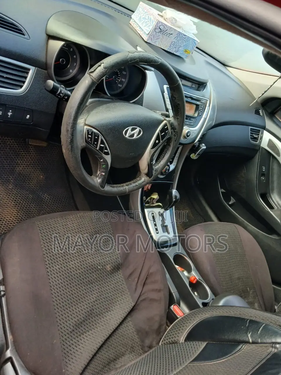 Hyundai Elantra Limited Sedan FWD (1.8L 4cyl 6A) 2013