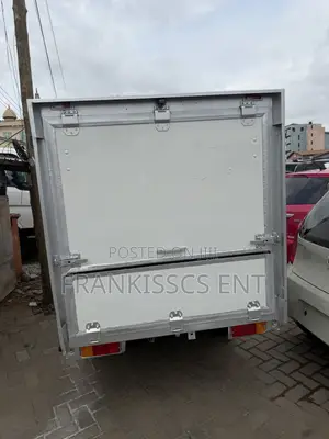 Daewoo Labo Container