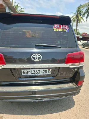 Toyota Land Cruiser 2015 Black