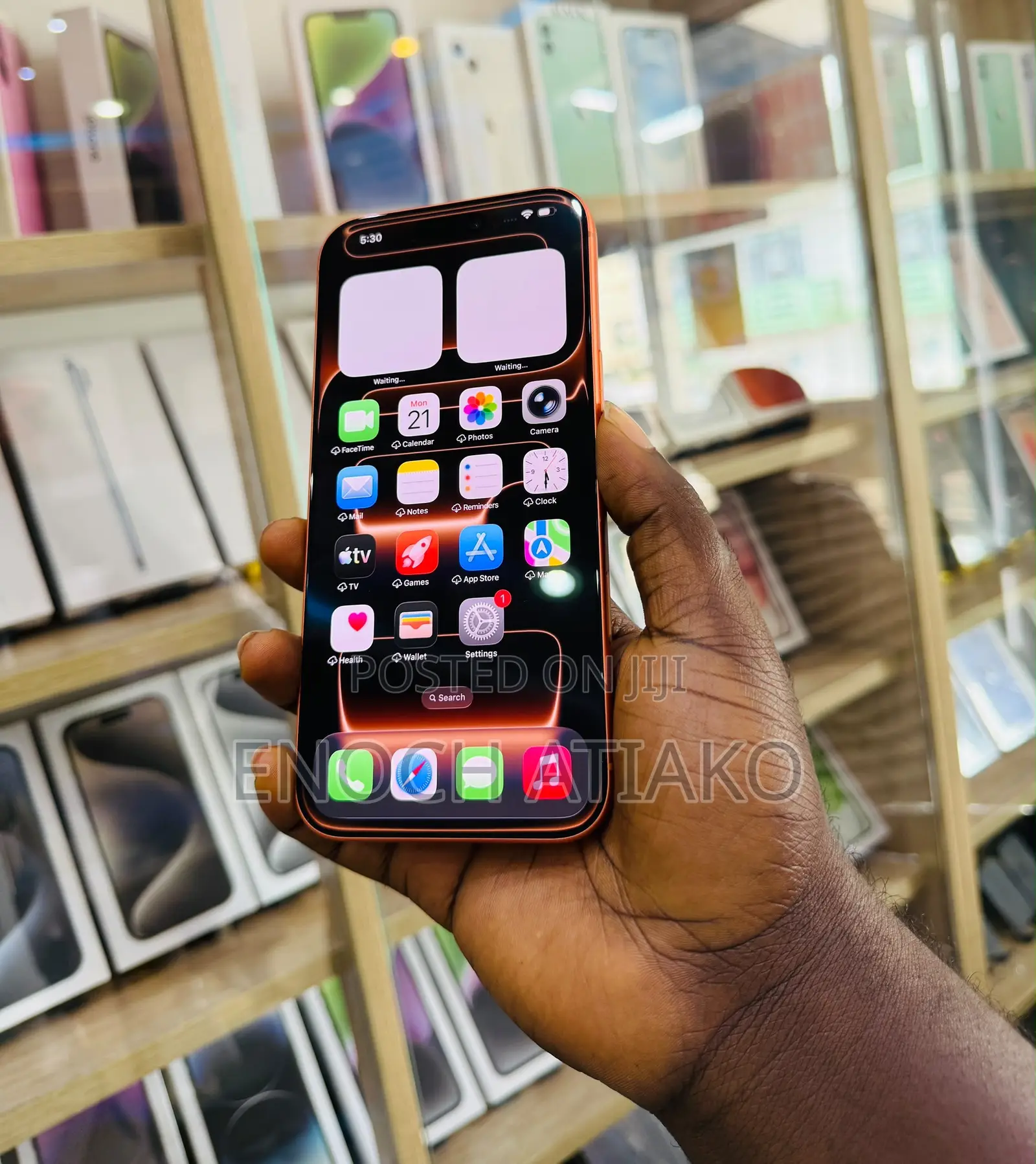 New Apple iPhone 17 Pro Max 256 GB Orange