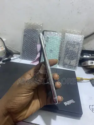 Apple iPhone XS 256 GB White