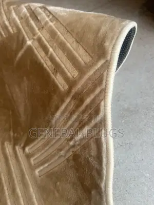 Upgrade Your Living Space :Fluffy Fur Carpet Biggest Size (200x300cm