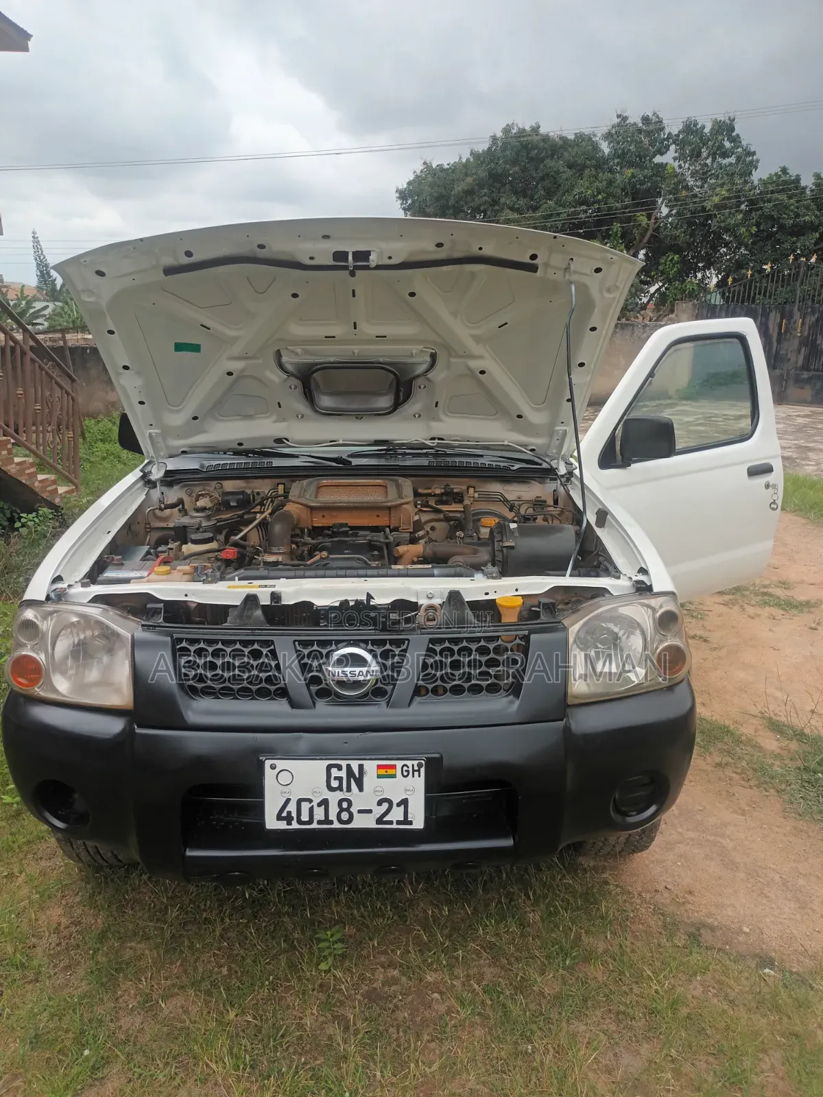 Nissan Hardbody 2021 White