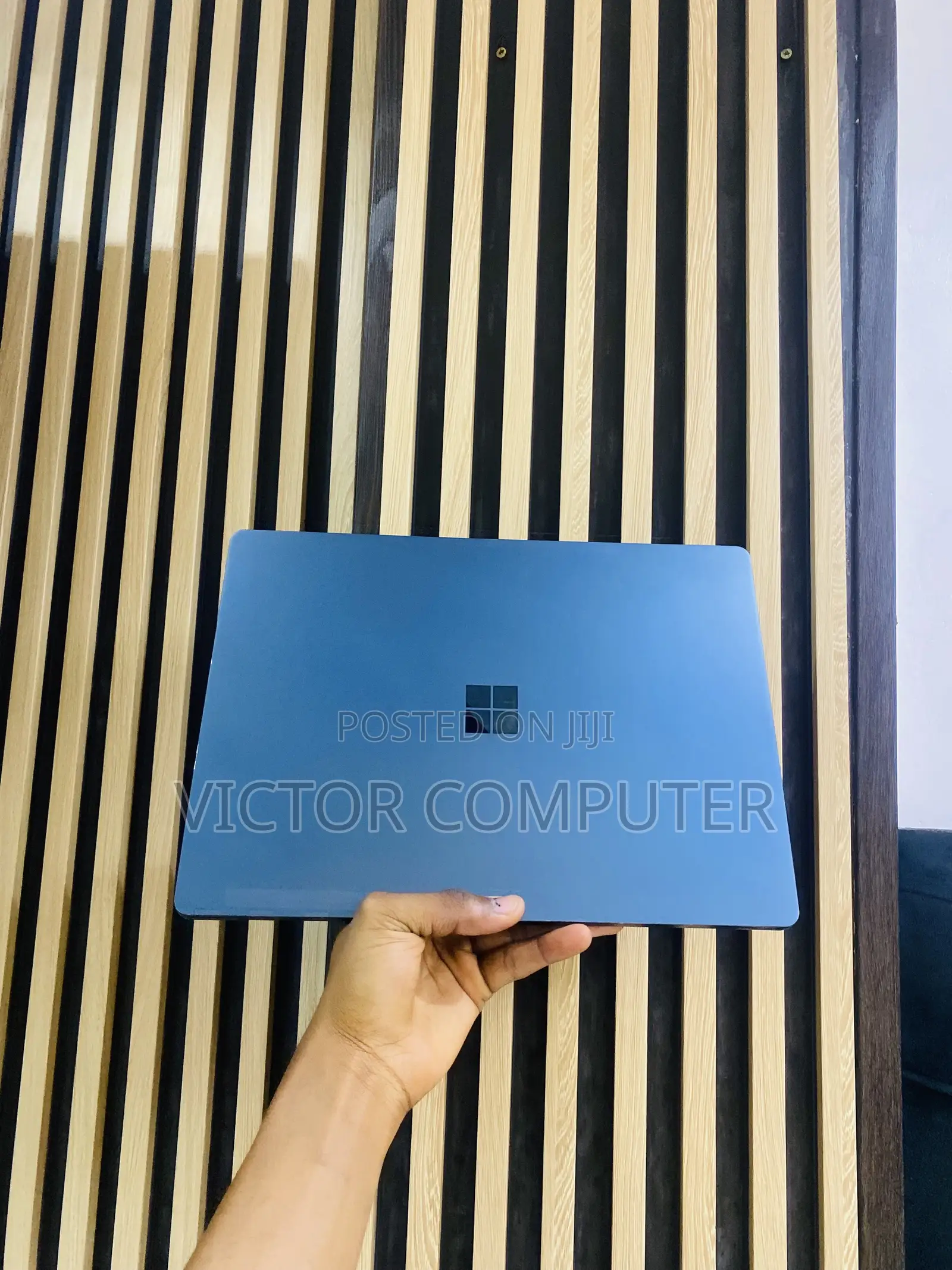 Laptop Microsoft Surface Laptop 8GB Intel Core i5 SSD 256GB