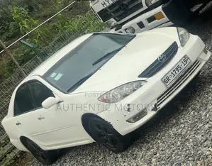 Toyota Camry 2004 Off white