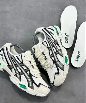 ASICS Gel - NYC 2055 “Pale Oak” Sneakers