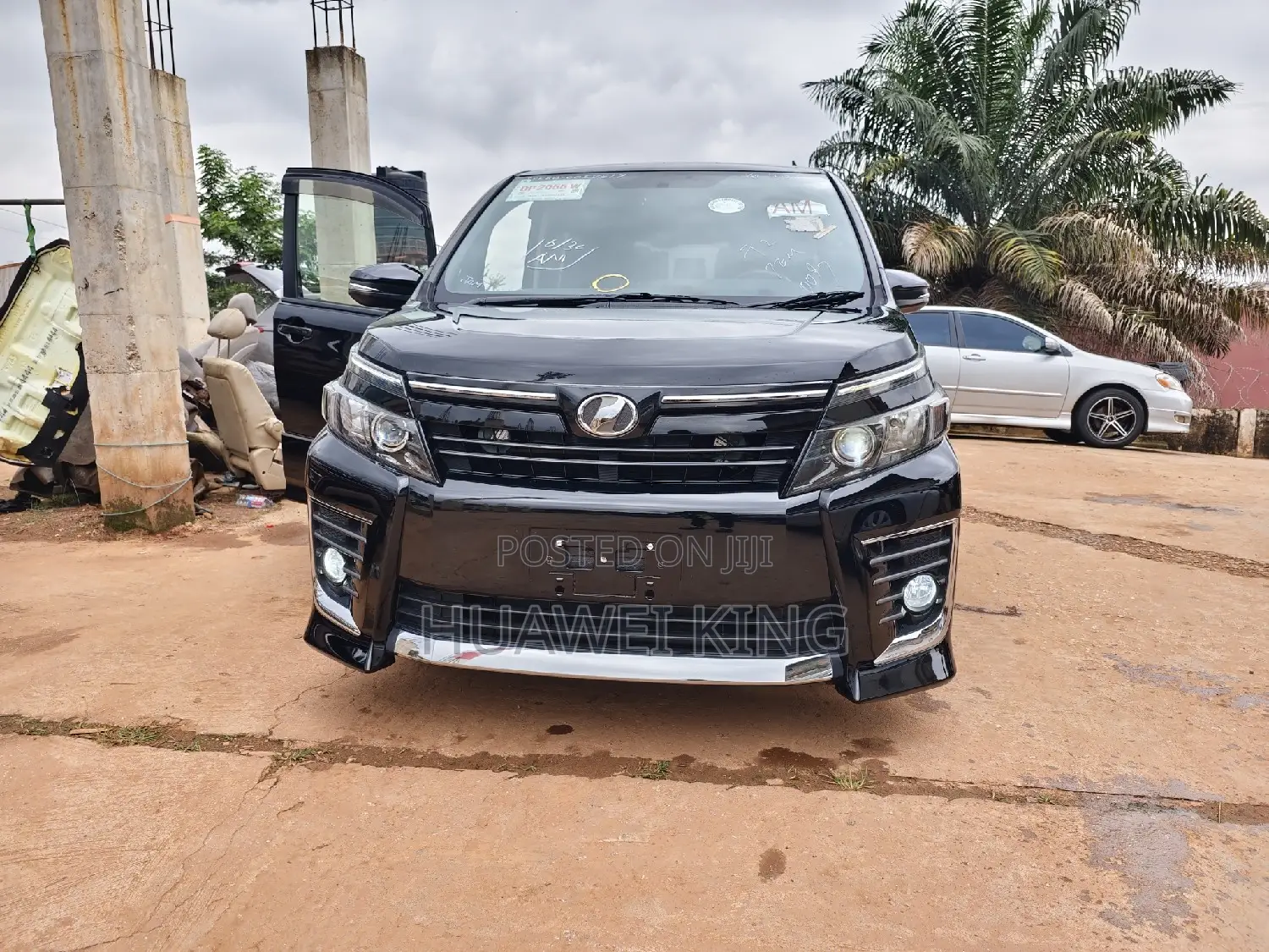 Toyota Voxy 2015 Black