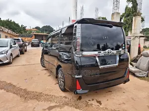 Toyota Voxy 2015 Black