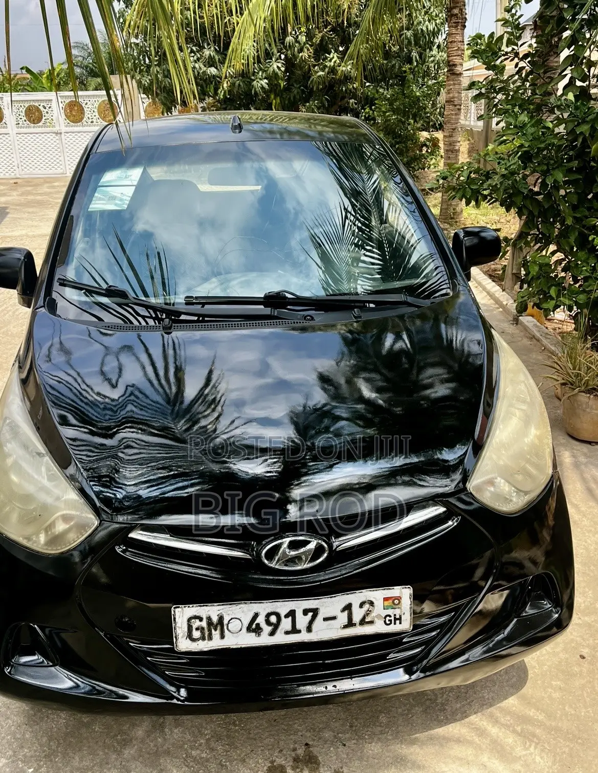 Hyundai Eon 2012 Black