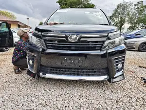 Toyota Voxy 2015 Black