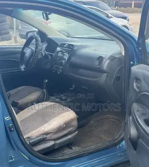 Mitsubishi Mirage 2016 Blue