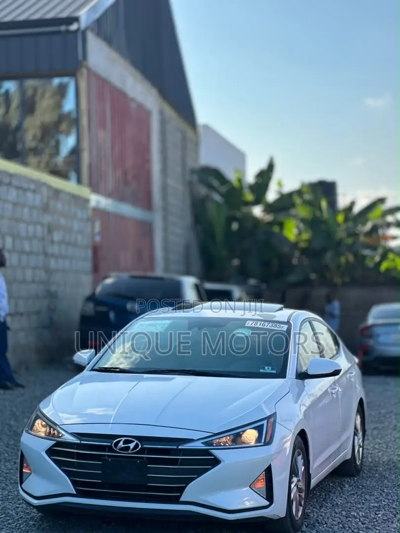 Hyundai Elantra SEL 2019 White