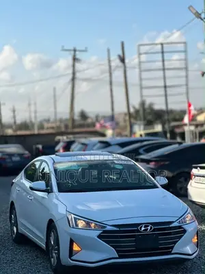 Hyundai Elantra SEL 2019 White