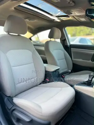 Hyundai Elantra SEL 2019 White