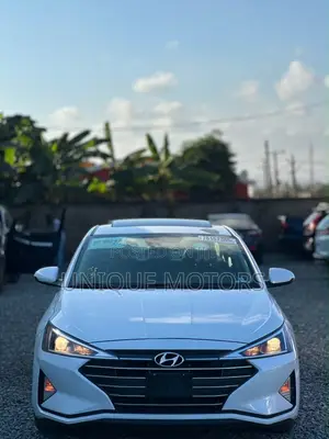 Hyundai Elantra SEL 2019 White