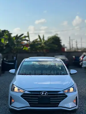 Hyundai Elantra SEL 2019 White