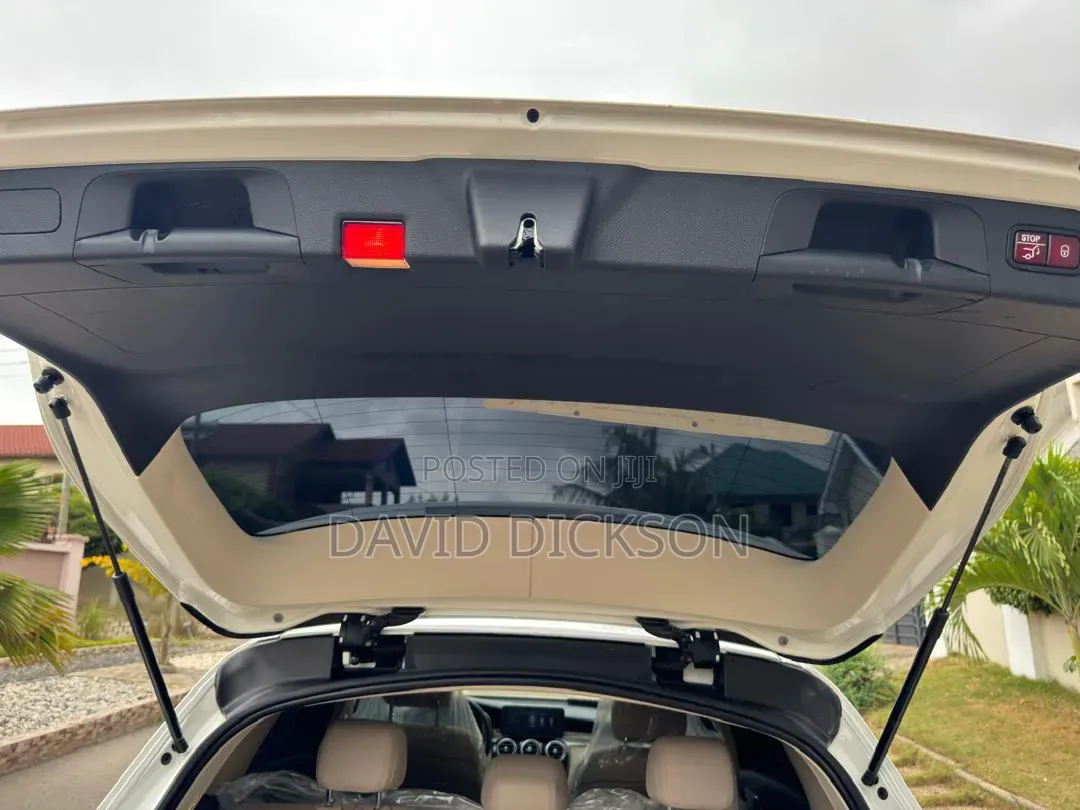 Mercedes-Benz GLC-Class 2022 White
