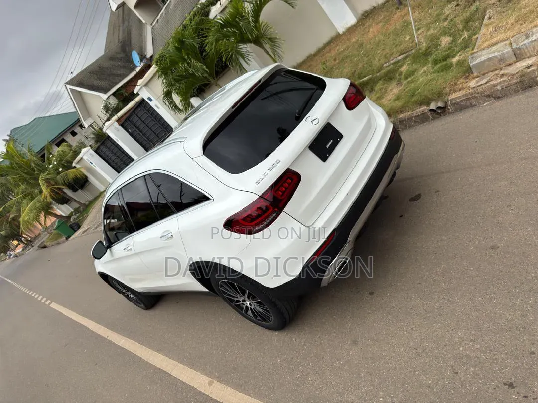 Mercedes-Benz GLC-Class 2022 White