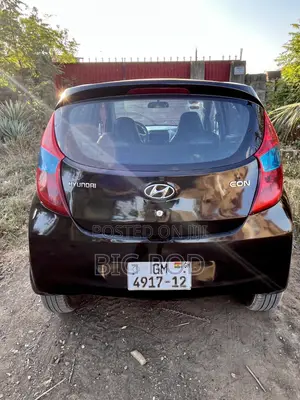 Hyundai Eon 2012 Black