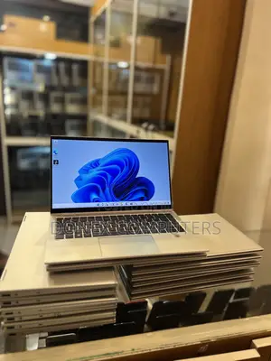 Laptop HP EliteBook 1040 G8 16GB Intel Core i5 SSD 512GB