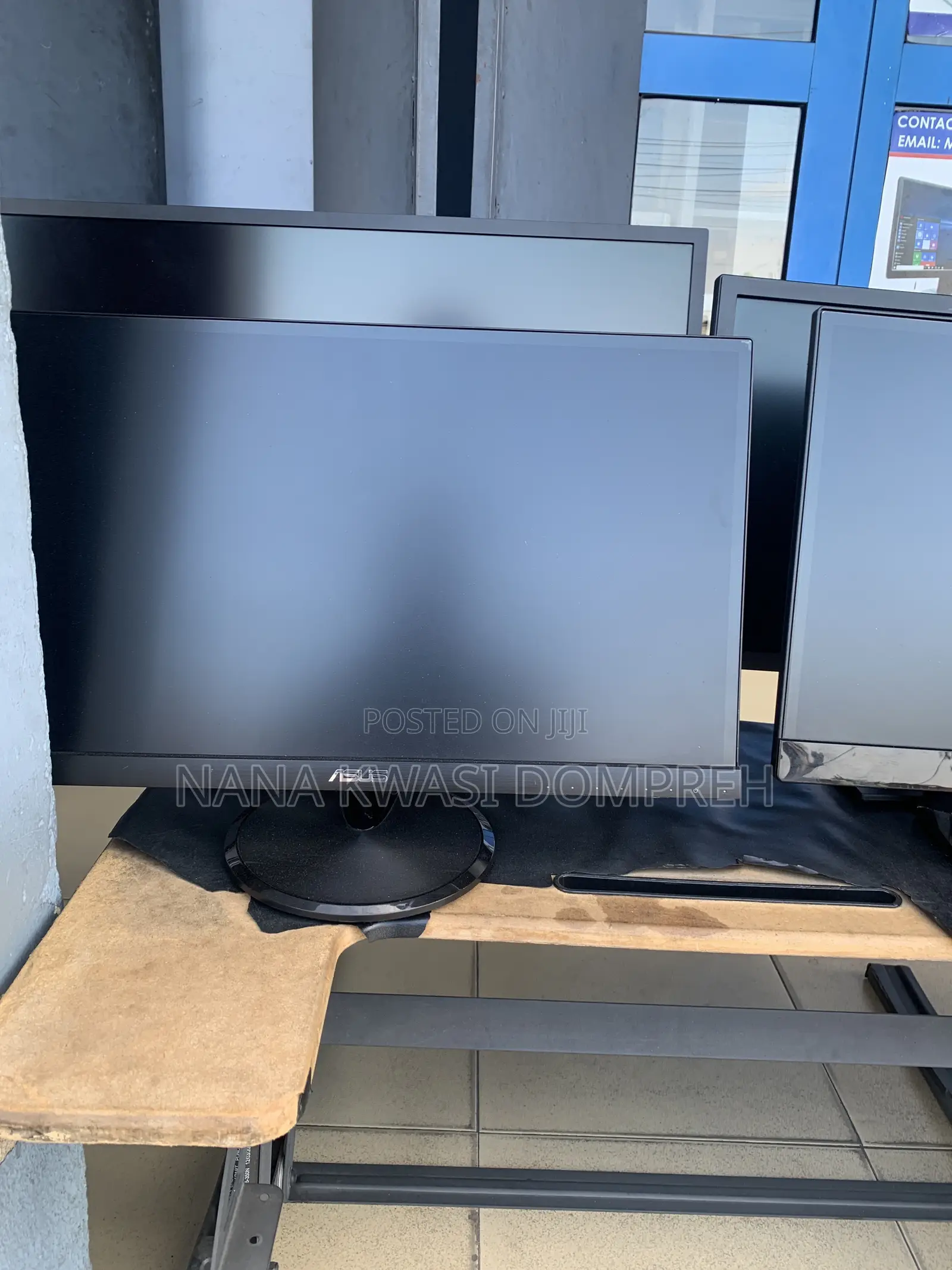 Uk Almost New Dell and HP Monitors ( More in Stock)